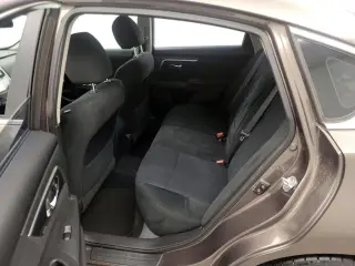 Nissan Altima 2014 2.5 SV Sedan de 4 puertas