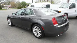 2016 Chrysler 300 Limited