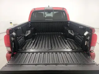 Toyota Tacoma 2018 4x4 SR V6 4dr Double Cab 5.0 ft SB