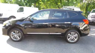 2011 Nissan Rogue S Krom