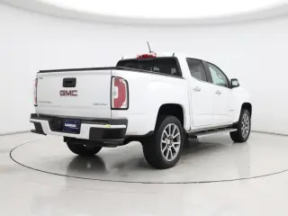 GMC Canyon 2019 4x4 Denali 4dr Crew Cab 5 ft. SB