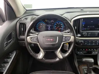 GMC Canyon 2019 4x4 Denali 4dr Crew Cab 5 ft. SB