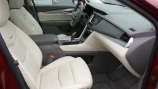 2017 Cadillac XT5 Premium Luxury