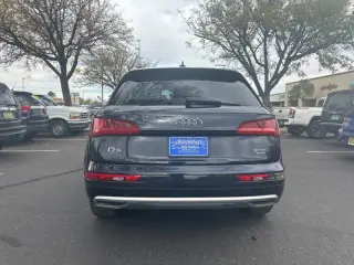 2018 Audi Q5 2.0T quattro Premium Plus