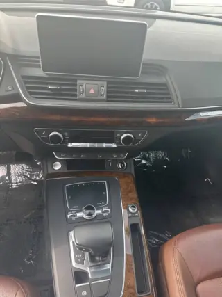 2018 Audi Q5 2.0T quattro Premium Plus