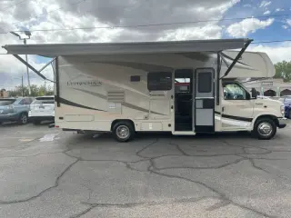 2018 Ford E-450