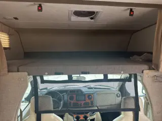 2018 Ford E-450