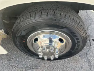 2018 Ford E-450