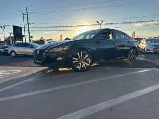 2021 Nissan Altima 2.5 SR