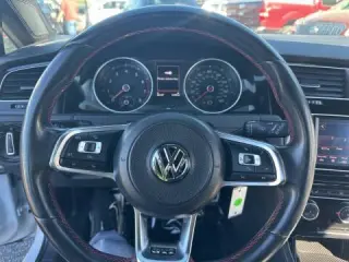 2018 Volkswagen Golf GTI SE