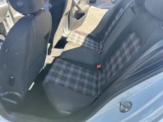 2018 Volkswagen Golf GTI SE