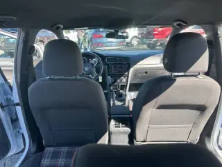 2018 Volkswagen Golf GTI SE