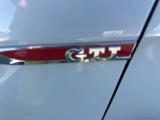 2018 Volkswagen Golf GTI SE