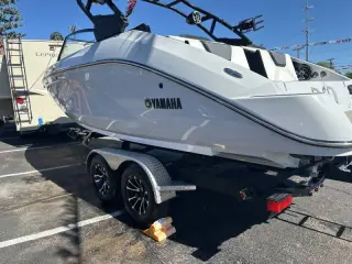 2023 Yamaha 222 XE