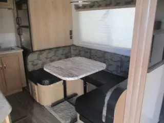 2020 Winnebago MINNIE RV 29RBH