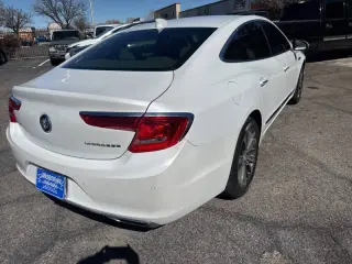 2017 Buick LaCrosse Essence