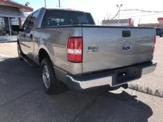 2005 Ford F-150 XLT