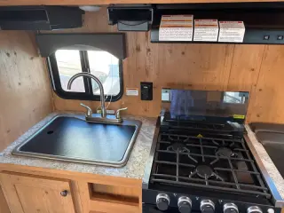2022 Sun Lite TB