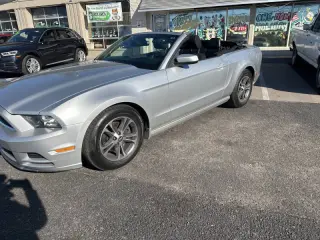 2014 Ford Mustang V6 Premium