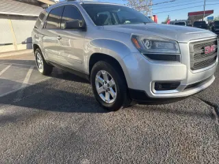 2015 GMC Acadia SLE-2
