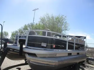 2021 Sun Tracker Bass Buggy XL
