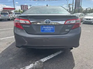 2012 Toyota Camry Hybrid XLE