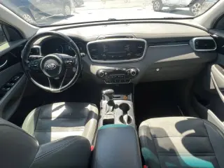 2016 Kia Sorento EX V6
