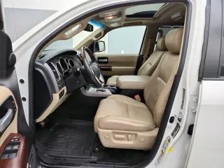 Toyota Sequoia 2017 4x2 Platinum SUV de 4 puertas