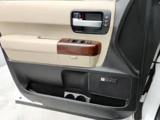 Toyota Sequoia 2017 4x2 Platinum SUV de 4 puertas