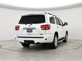 Toyota Sequoia 2017 4x2 Platinum SUV de 4 puertas