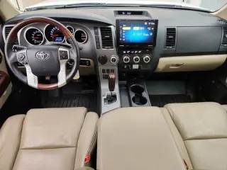 Toyota Sequoia 2017 4x2 Platinum SUV de 4 puertas