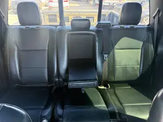 2017 Ford F-150
Lariat
