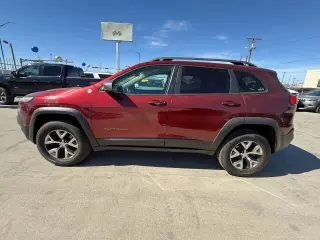 2018 Jeep Cherokee
Trailhawk
