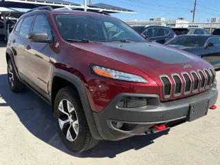 2018 Jeep Cherokee
Trailhawk