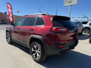 2018 Jeep Cherokee
Trailhawk
