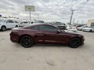 2018 Ford Mustang
EcoBoost