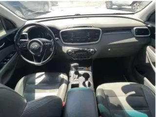 2016 Kia Sorento
EX V6