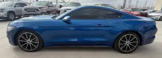 2017 Ford Mustang
EcoBoost