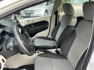 2013 Ford Fiesta S