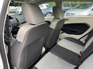 2013 Ford Fiesta S