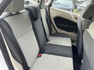 2013 Ford Fiesta S