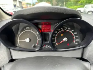 2013 Ford Fiesta S