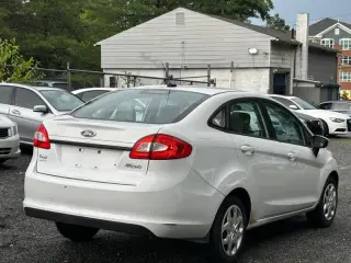 2013 Ford Fiesta S