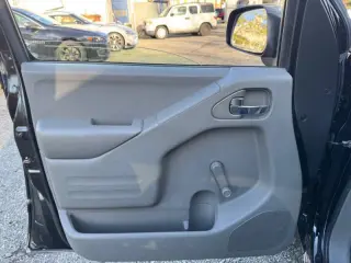 2015 Nissan Frontier S