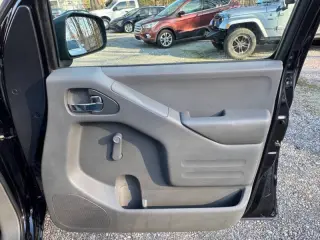 2015 Nissan Frontier S