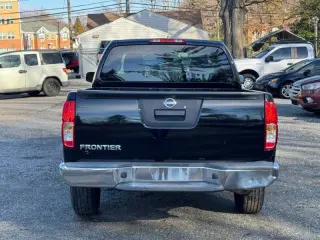 2015 Nissan Frontier S