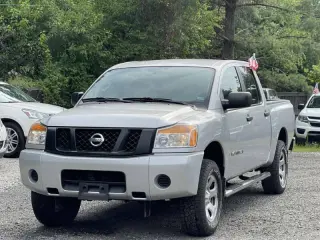 2014 Nissan Titan S
