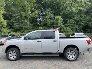 2014 Nissan Titan S
