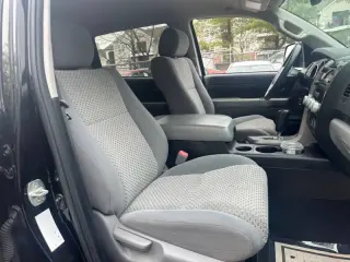 2012 Toyota Tundra Grade