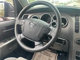 2012 Toyota Tundra Grade